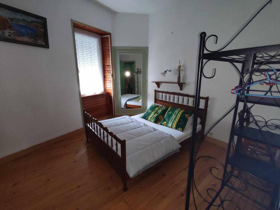 Le Nid Douillet Boheme Linge Fourni Apartment La Bourboule Exterior foto