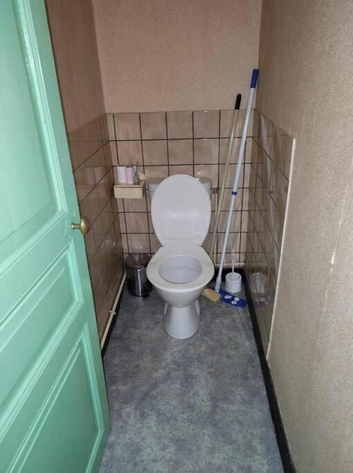 Le Nid Douillet Boheme Linge Fourni Apartment La Bourboule Exterior foto